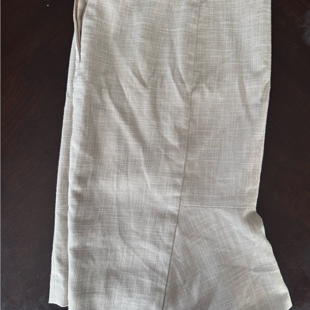 WHBM Woman’s Crosshatch mermaid fit skirt